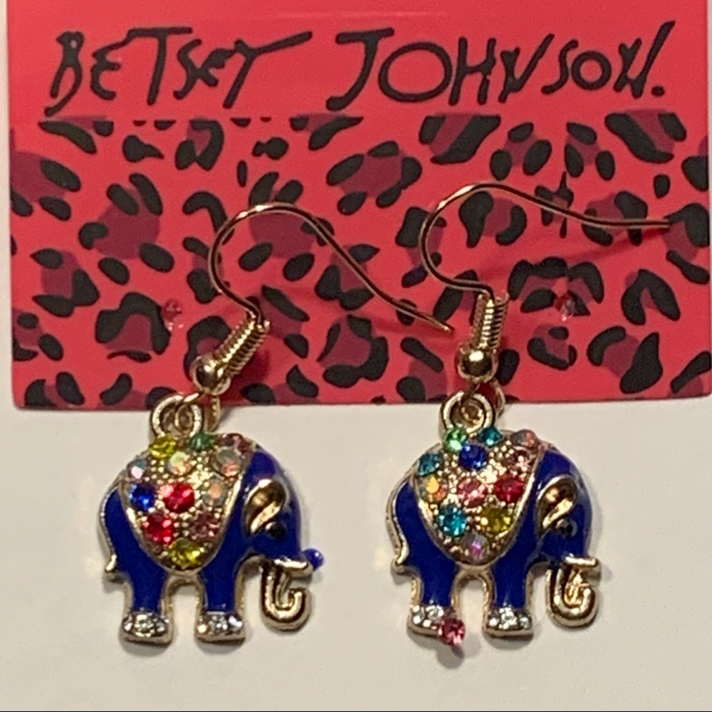 🌸 3/$30 🌸 Betsey Johnson Style - Crystal Elephant Earrings